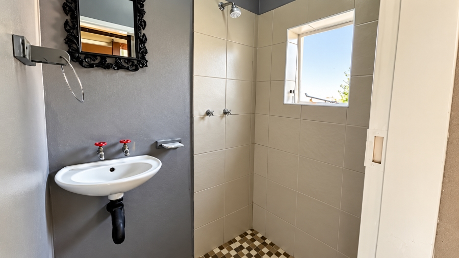 3 Bedroom Property for Sale in Flamwood North West